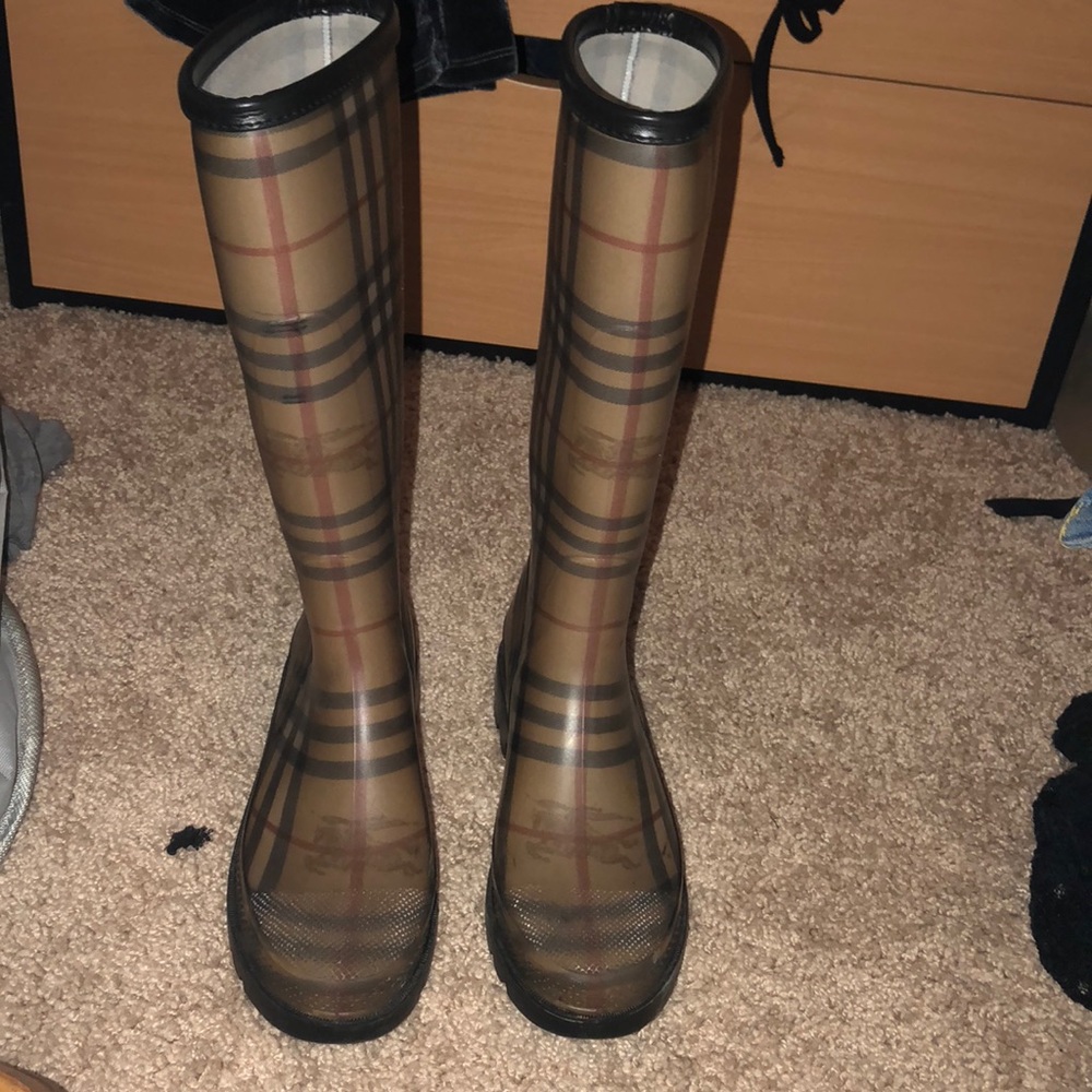 Burberry rain boots
